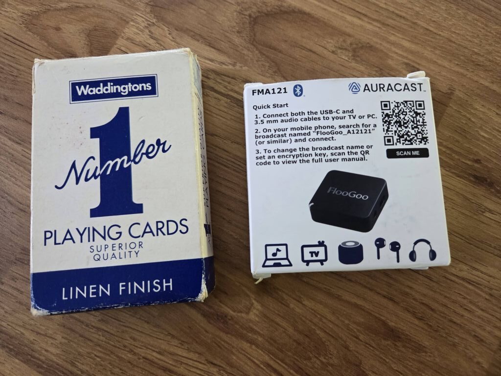 The FlooGoo FMA121 is a small package. FOr scale it is pictured next to a pack of playing cards