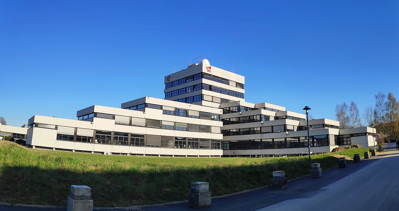 TH OWL LE Panorama